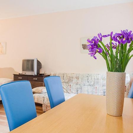 Cozy Apartments Near Olympic Stadium Kiev Bagian luar foto
