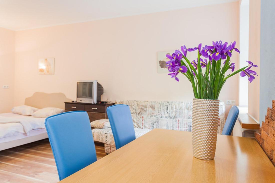 Cozy Apartments Near Olympic Stadium Kiev Bagian luar foto